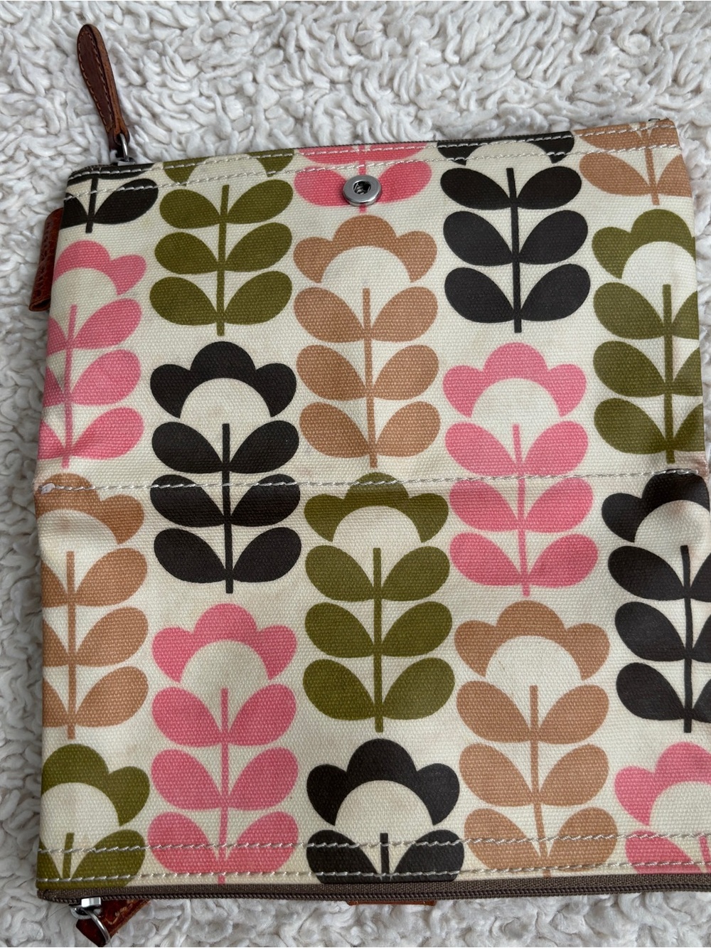Orla Kiely Multicolor Stem-Print Tote with Matching Waller - Picture 11 of 16